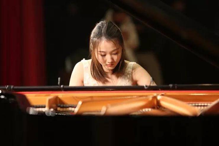 曼妙琴音，倾诉真挚的心声|2017壹定发亚洲音乐奖学金综合师范类院系全国汇报音乐会（第二。┰猜淠