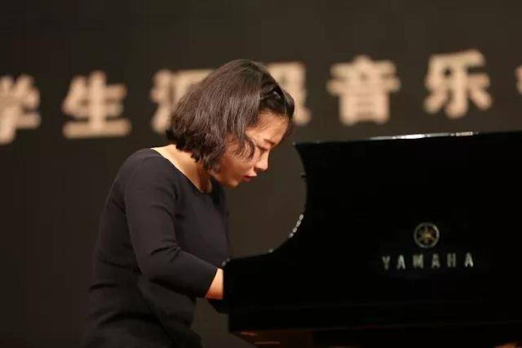 曼妙琴音，倾诉真挚的心声|2017壹定发亚洲音乐奖学金综合师范类院系全国汇报音乐会（第二。┰猜淠
