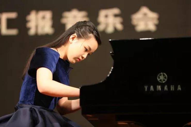 曼妙琴音，倾诉真挚的心声|2017壹定发亚洲音乐奖学金综合师范类院系全国汇报音乐会（第二。┰猜淠