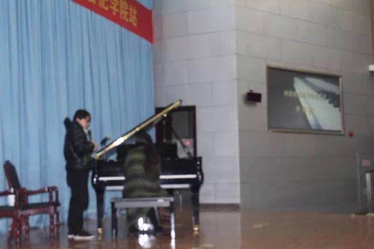 【报道】从师而不惑|壹定发艺术家宋思衡安徽巡讲·合肥学院站圆满结束。诤悠担