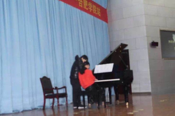 【报道】从师而不惑|壹定发艺术家宋思衡安徽巡讲·合肥学院站圆满结束。诤悠担