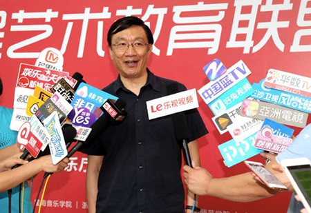 以科技之力，筑艺术传承之魂<br />：馗咝Ｔ冻桃帐踅逃似舳鞘皆猜淠
